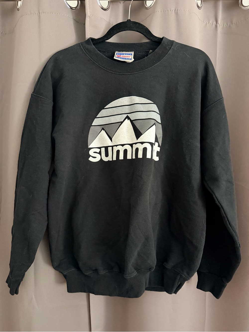 Vintage 💯 Cotton Hanes Black Crewneck Sweatshirt with White Summit Graphic